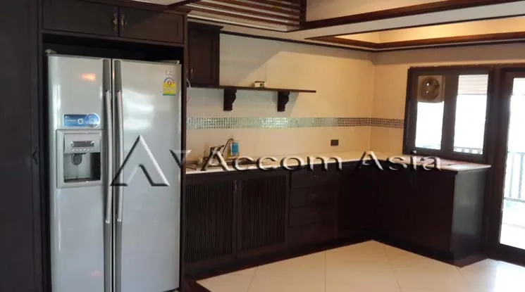 unit 3 Bedrooms  Condominium For Sale in Sukhumvit, Bangkok  (13001251)