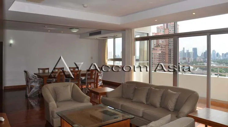 unit 3 Bedrooms  Apartment For Rent in Sukhumvit, Bangkok  near BTS Phrom Phong (13001307)