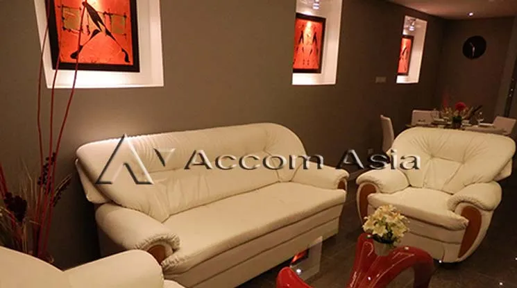 unit 3 Bedrooms  House For Rent & Sale in Pattaya, Chonburi  (13001312)