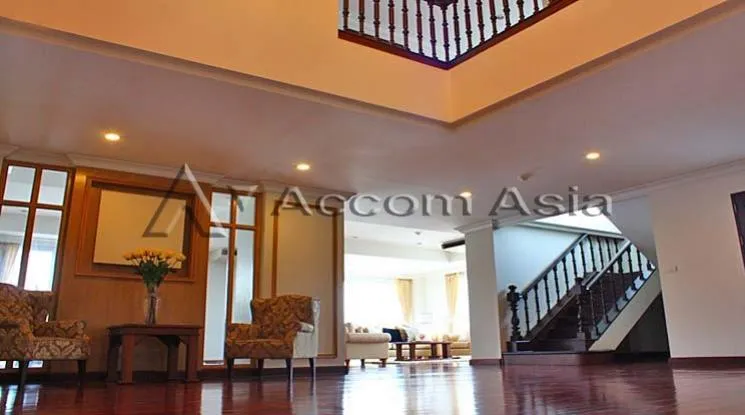 unitPet friendly |  4 Bedrooms  Apartment For Rent & Sale in Ploenchit, Bangkok  near BTS Ploenchit (10216)