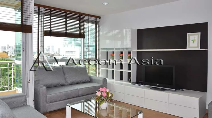 unit 2 Bedrooms  Condominium For Rent in Sukhumvit, Bangkok  near BTS Ekkamai (13001353)