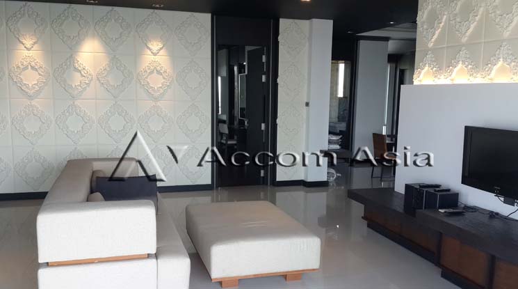 4  2 br Condominium For Sale in Pattaya ,Chon Buri  at Set on a private beach 13001359