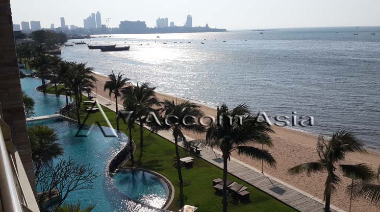 9  2 br Condominium For Sale in Pattaya ,Chon Buri  at Set on a private beach 13001359