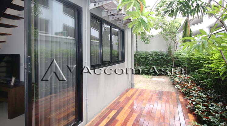10  2 br Apartment For Rent in Silom ,Bangkok BTS Sala Daeng at Elegantly Furnished 13001364