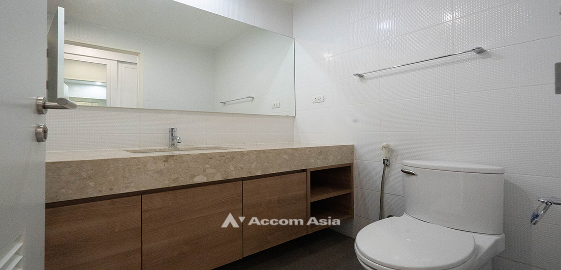 10  4 br Apartment For Rent in Sukhumvit ,Bangkok BTS Thong Lo at Minimalist Contemporary Style 13001369