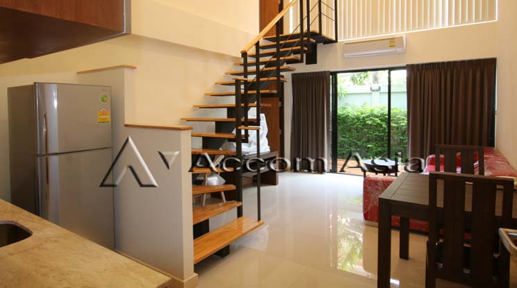  1  2 br Apartment For Rent in Silom ,Bangkok BTS Sala Daeng at Elegantly Furnished 13001385