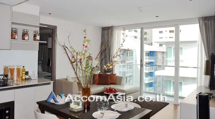 unit 2 Bedrooms  Apartment For Rent in Sukhumvit, Bangkok  near BTS Ekkamai (13001430)