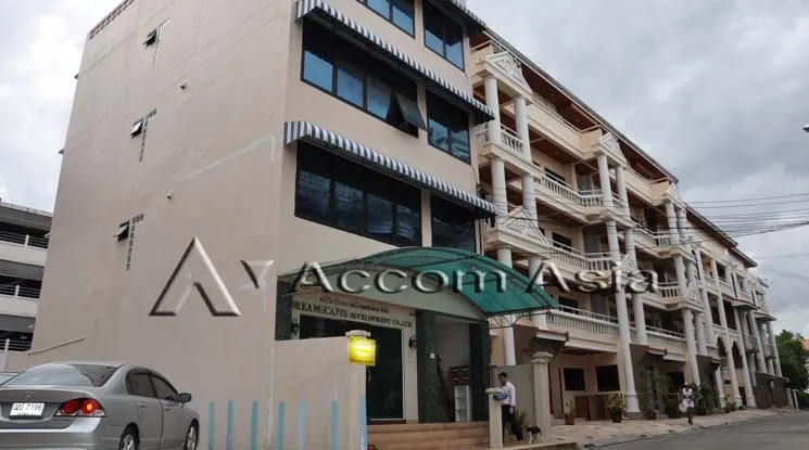 unitHome Office |  5 Bedrooms  Townhouse For Rent & Sale in Sukhumvit, Bangkok  near BTS Thong Lo (13001502)