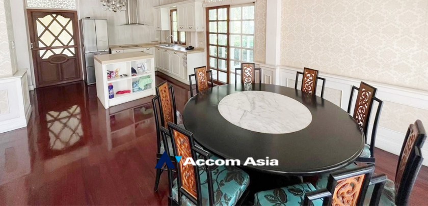 7  3 br House for rent and sale in New Phetchaburi ,Bangkok MRT Phetchaburi 13001578