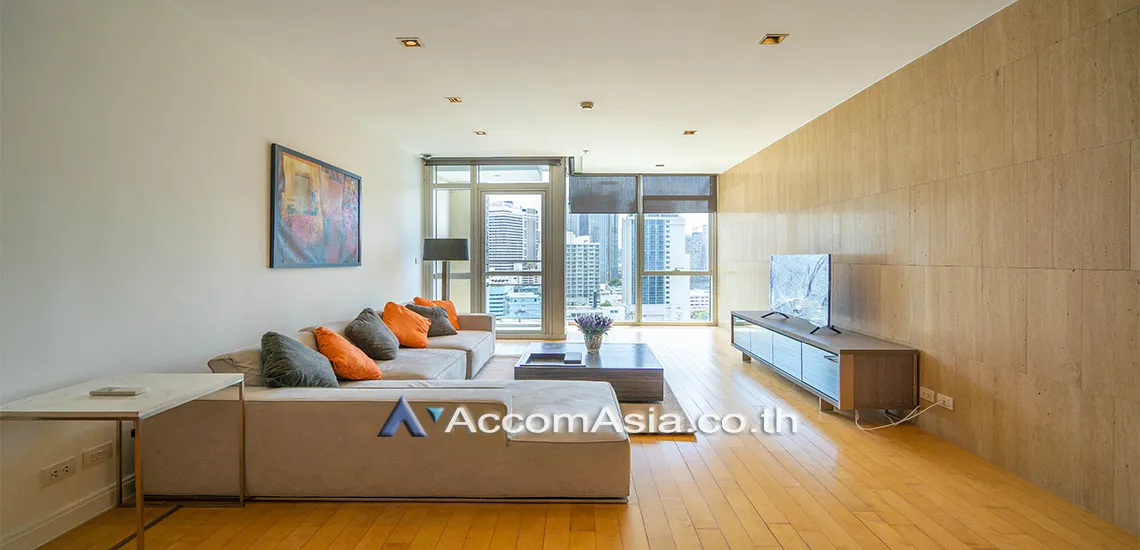 unit 2 Bedrooms  Condominium For Rent in Ploenchit, Bangkok  near BTS Ploenchit (13001587)