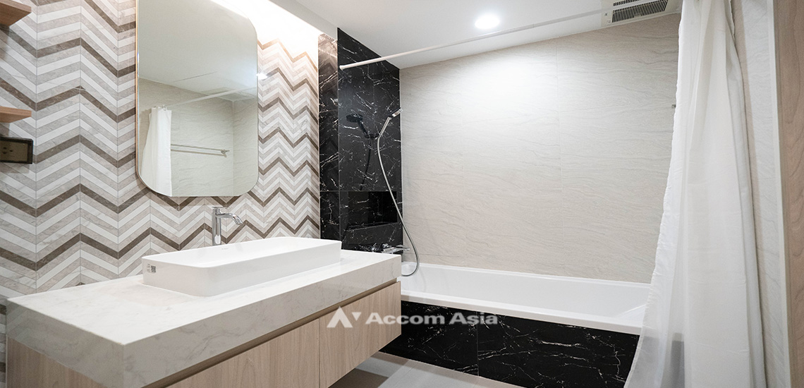26  3 br Condominium For Rent in Sukhumvit ,Bangkok BTS Phrom Phong at Acadamia Grand Tower 13001640