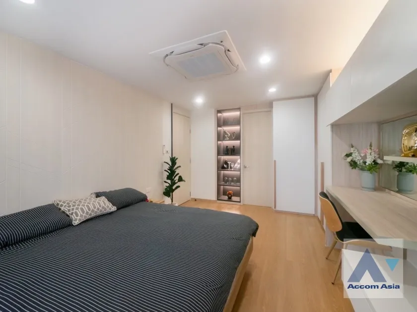 17  3 br Condominium for rent and sale in Sukhumvit ,Bangkok BTS Phrom Phong at Acadamia Grand Tower 13001640
