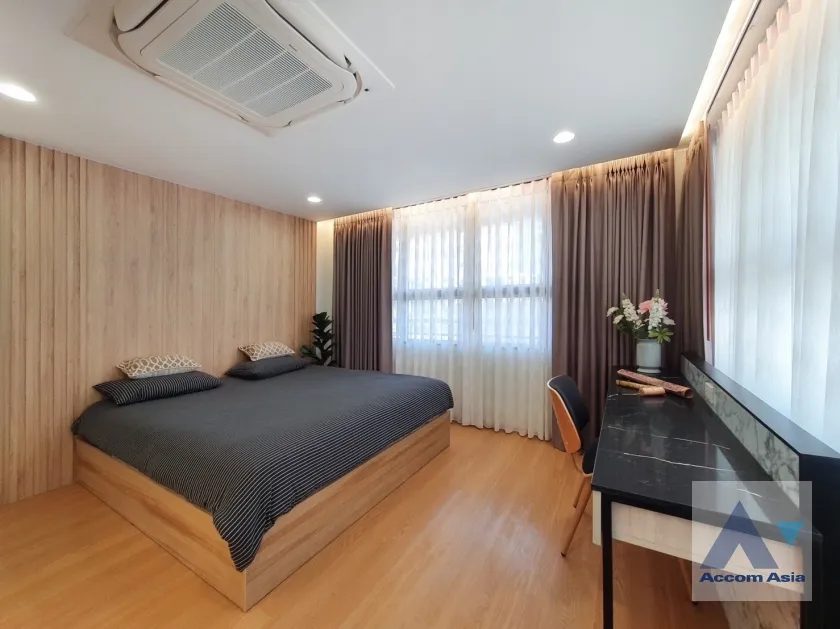 15  3 br Condominium for rent and sale in Sukhumvit ,Bangkok BTS Phrom Phong at Acadamia Grand Tower 13001640