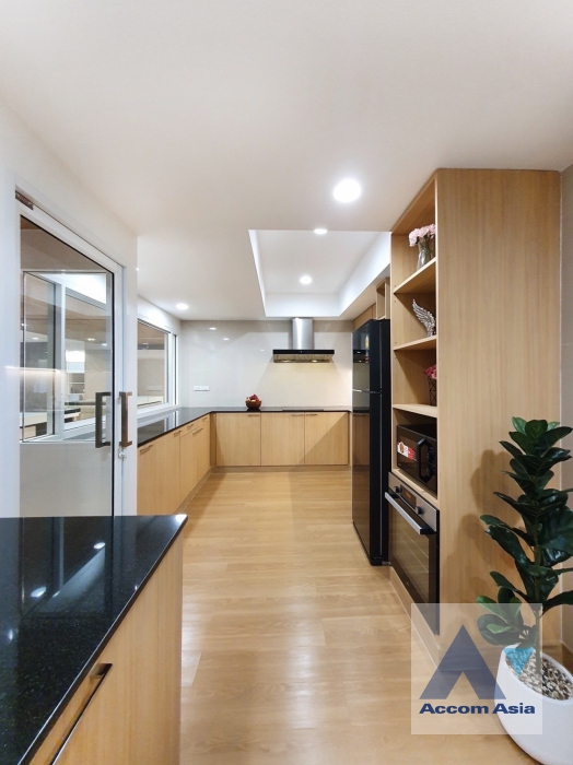 12  3 br Condominium For Rent in Sukhumvit ,Bangkok BTS Phrom Phong at Acadamia Grand Tower 13001640