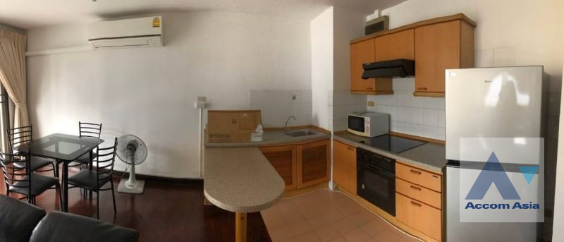 unit 1 Bedroom  Condominium For Rent in Silom, Bangkok  near BTS Chong Nonsi (13001680)