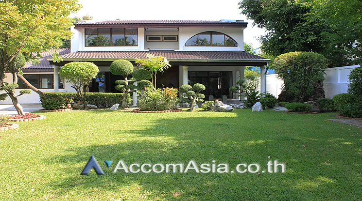 unit 4 Bedrooms  House For Rent in Pattanakarn, Bangkok  near BTS On Nut (13001706)