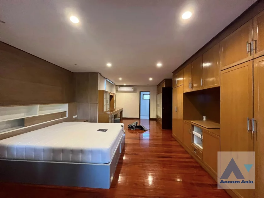 16  5 br House for rent and sale in Pattanakarn ,Bangkok BTS On Nut at Panya Pattanakarn Village 13001706