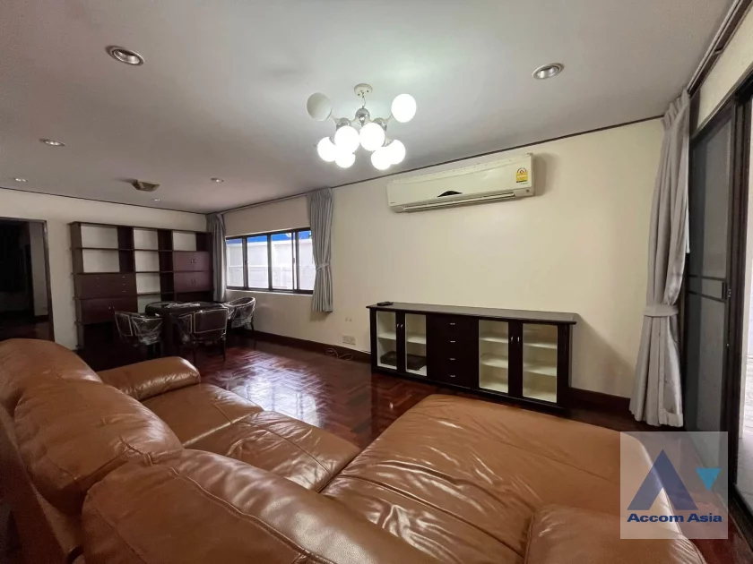 5  5 br House for rent and sale in Pattanakarn ,Bangkok BTS On Nut at Panya Pattanakarn Village 13001706