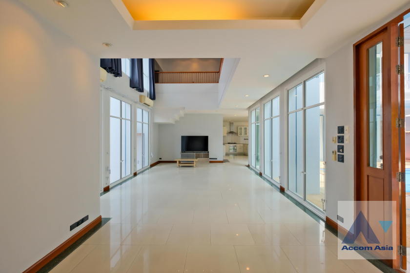unitPrivate Swimming Pool |  5 Bedrooms  House For Rent & Sale in Sukhumvit, Bangkok  near BTS Phrom Phong (13001780)