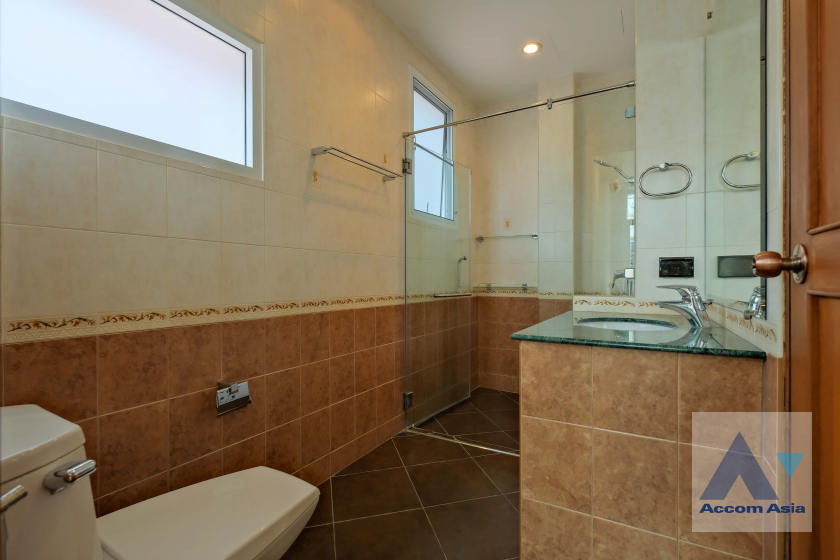 9  5 br House for rent and sale in Sukhumvit ,Bangkok BTS Phrom Phong 13001780