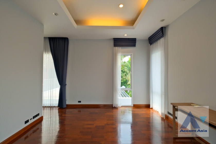 19  5 br House for rent and sale in Sukhumvit ,Bangkok BTS Phrom Phong 13001780