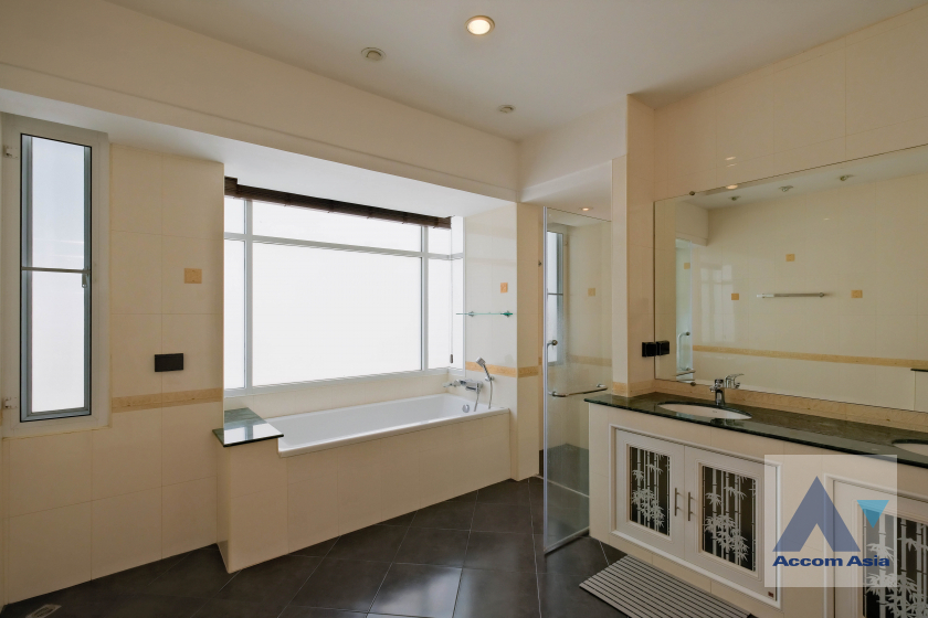 28  5 br House for rent and sale in Sukhumvit ,Bangkok BTS Phrom Phong 13001780