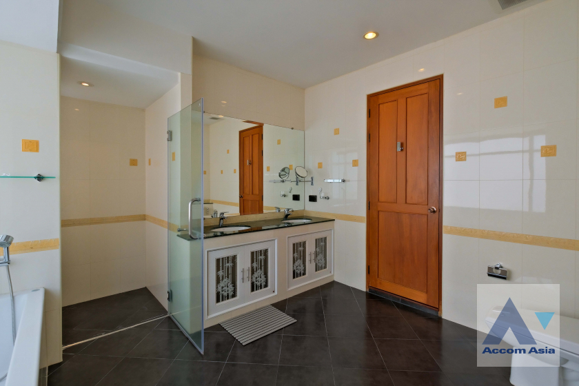 29  5 br House for rent and sale in Sukhumvit ,Bangkok BTS Phrom Phong 13001780