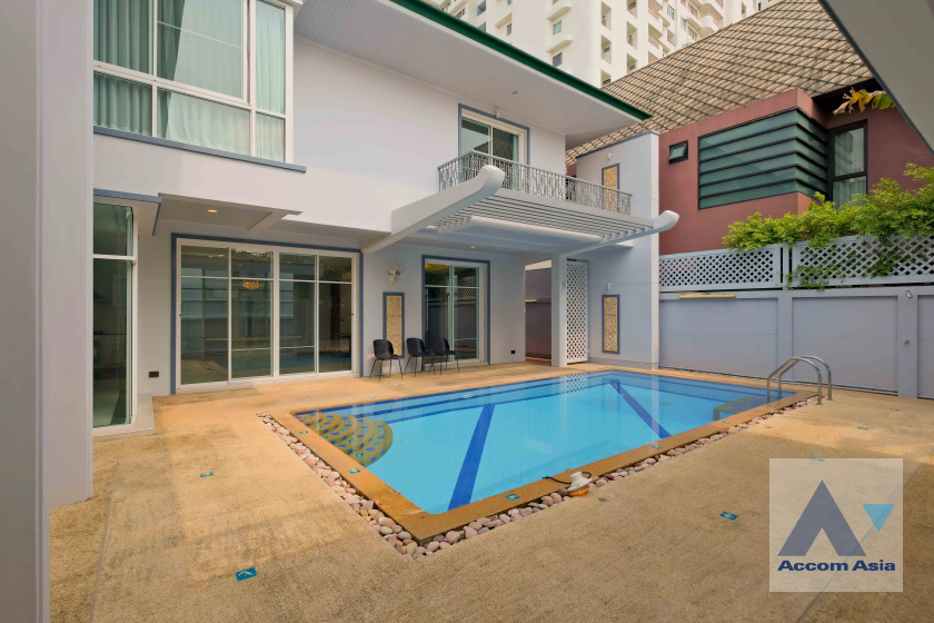 30  5 br House for rent and sale in Sukhumvit ,Bangkok BTS Phrom Phong 13001780