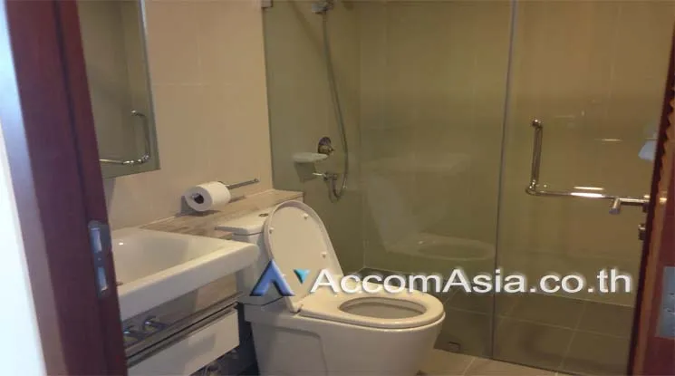 4  4 br Apartment For Rent in Sukhumvit ,Bangkok BTS Asok at Spacious Living in Asoke220 SQ.M. Up 13001840