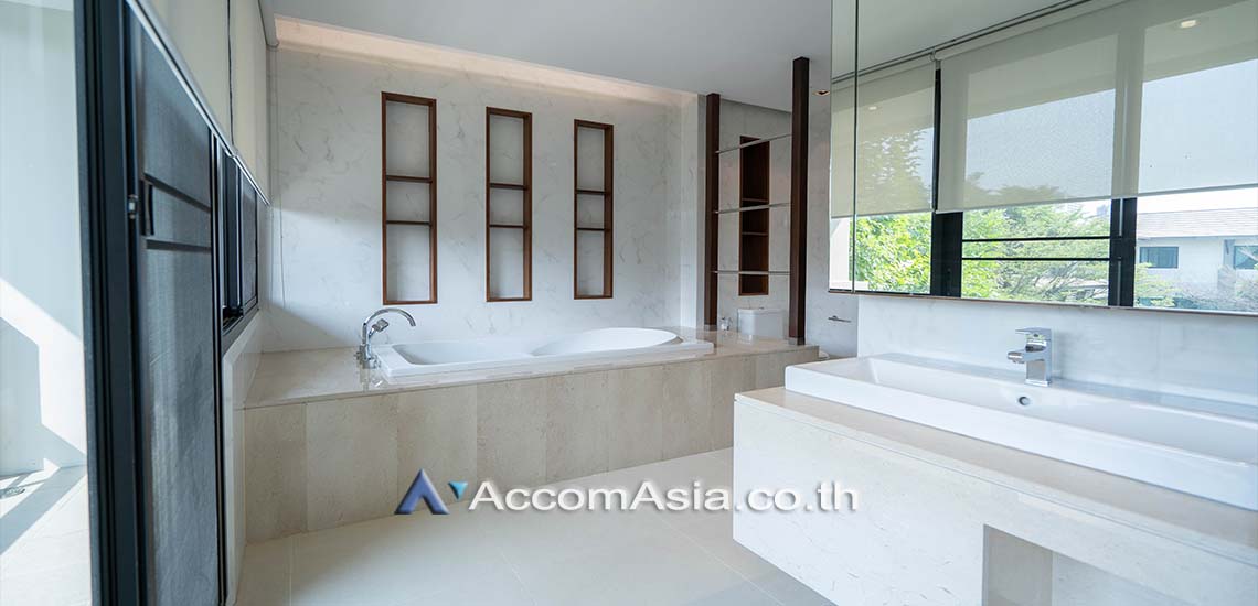 9  3 br House For Rent in Sukhumvit ,Bangkok BTS Thong Lo at Peaceful Living 13001851