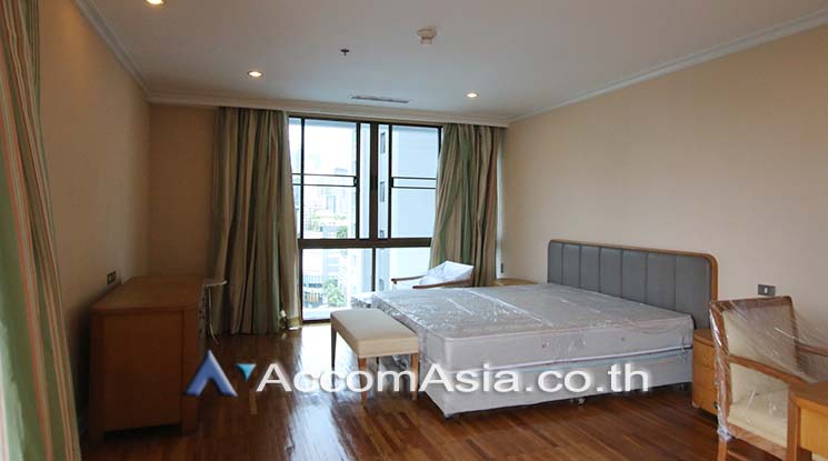 6  2 br Apartment For Rent in Sukhumvit ,Bangkok BTS Phrom Phong at High-Rise Serviced Apartment Near The Em District 13001856