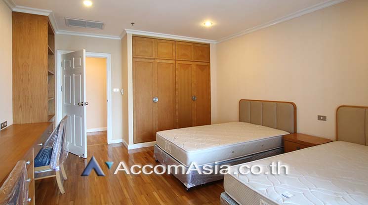 8  2 br Apartment For Rent in Sukhumvit ,Bangkok BTS Phrom Phong at High-Rise Serviced Apartment Near The Em District 13001856