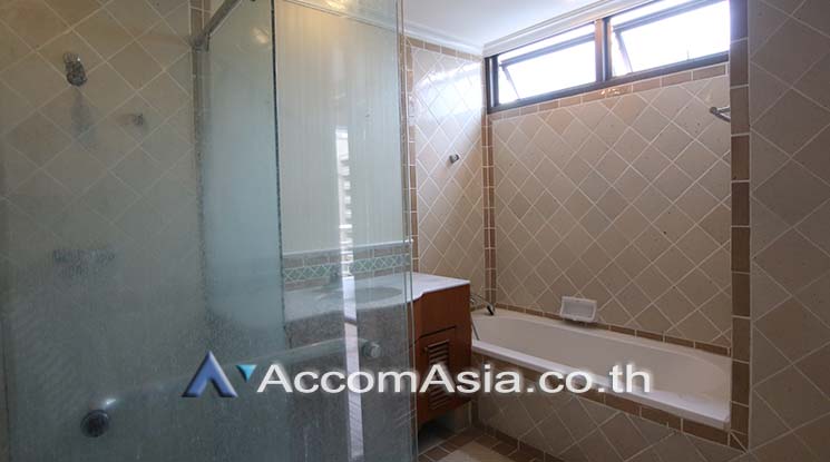 9  2 br Apartment For Rent in Sukhumvit ,Bangkok BTS Phrom Phong at High-Rise Serviced Apartment Near The Em District 13001856