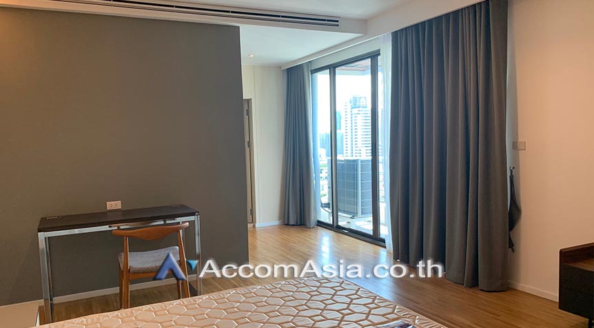 10  3 br Apartment For Rent in Sukhumvit ,Bangkok BTS Phrom Phong at High-Rise Serviced Apartment Near The Em District 13001858