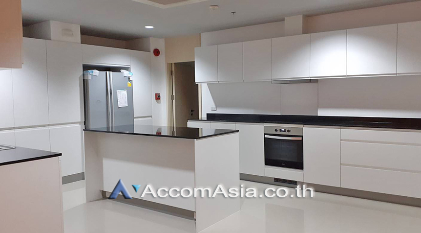 6  3 br Apartment For Rent in Sukhumvit ,Bangkok BTS Phrom Phong at High-Rise Serviced Apartment Near The Em District 13001858