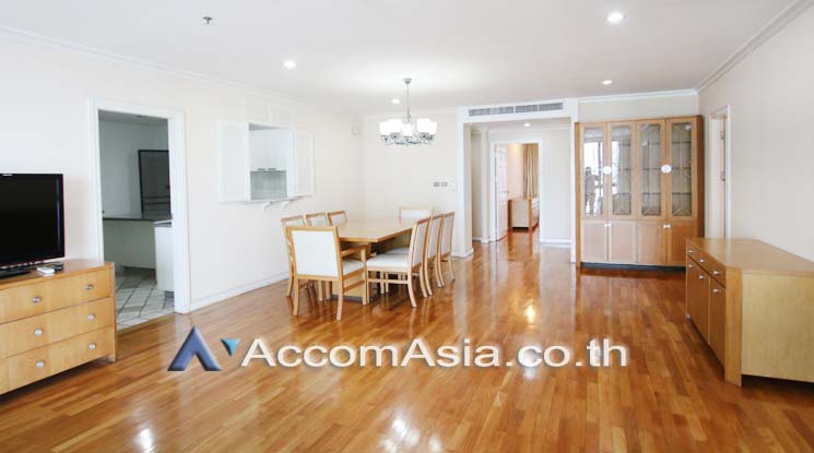  2  3 br Apartment For Rent in Sukhumvit ,Bangkok BTS Phrom Phong at High-Rise Serviced Apartment Near The Em District 13001860