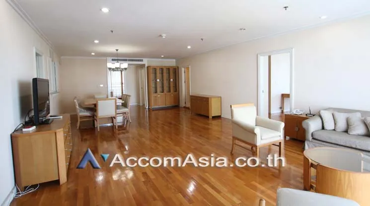 unit 3 Bedrooms  Apartment For Rent in Sukhumvit, Bangkok  near BTS Phrom Phong (13001860)