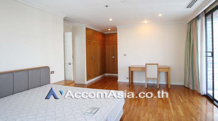 7  3 br Apartment For Rent in Sukhumvit ,Bangkok BTS Phrom Phong at High-Rise Serviced Apartment Near The Em District 13001860