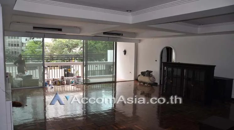 unit 3 Bedrooms  Apartment For Rent in Sukhumvit, Bangkok  near BTS Asok - BTS Nana (13001862)