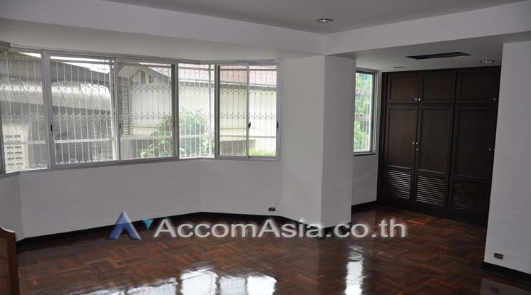 7  3 br Apartment For Rent in Sukhumvit ,Bangkok BTS Asok - BTS Nana at Easy to access BTS and MRT 13001862