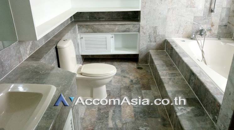 9  5 br Apartment For Rent in Silom ,Bangkok BTS Chong Nonsi at Simply Life 10235