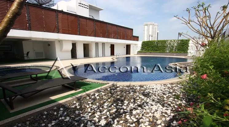 unit 2 Bedrooms  Condominium For Rent in Ploenchit, Bangkok  near BTS Ploenchit (13001963)