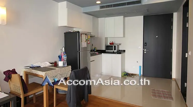unit 1 Bedroom  Condominium For Rent & Sale in Ploenchit, Bangkok  near BTS Ploenchit (13002015)