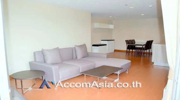 unit 2 Bedrooms  Condominium For Rent in Ratchadaphisek, Bangkok  near MRT Rama 9 (13002061)
