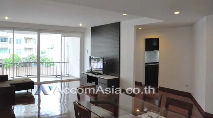 unit 3 Bedrooms  Condominium For Rent in Sukhumvit, Bangkok  near BTS Phrom Phong (13002070)