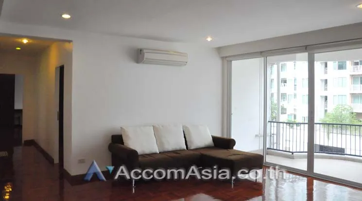 unit 3 Bedrooms  Condominium For Rent in Sukhumvit, Bangkok  near BTS Phrom Phong (13002070)