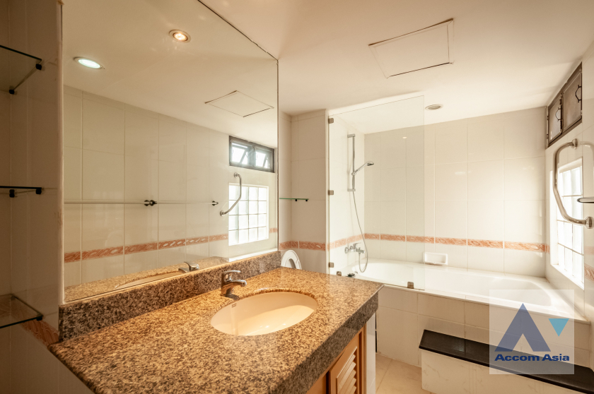 11  3 br Apartment For Rent in Sukhumvit ,Bangkok BTS Phrom Phong at Family Size Residence Starting at 280 Sqm 13002092