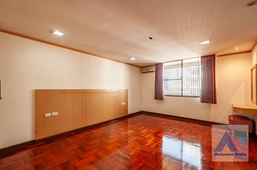 17  3 br Apartment For Rent in Sukhumvit ,Bangkok BTS Phrom Phong at Family Size Residence Starting at 280 Sqm 13002092