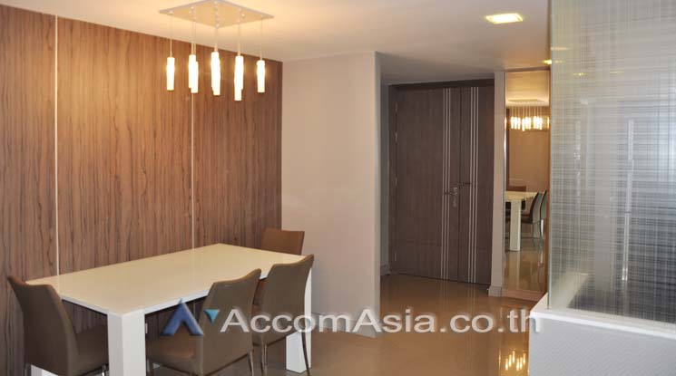 4  2 br Apartment For Rent in Sukhumvit ,Bangkok BTS Ekkamai at Private Low-rise Apartment with Only 2-3 unit-per-floor 13002102