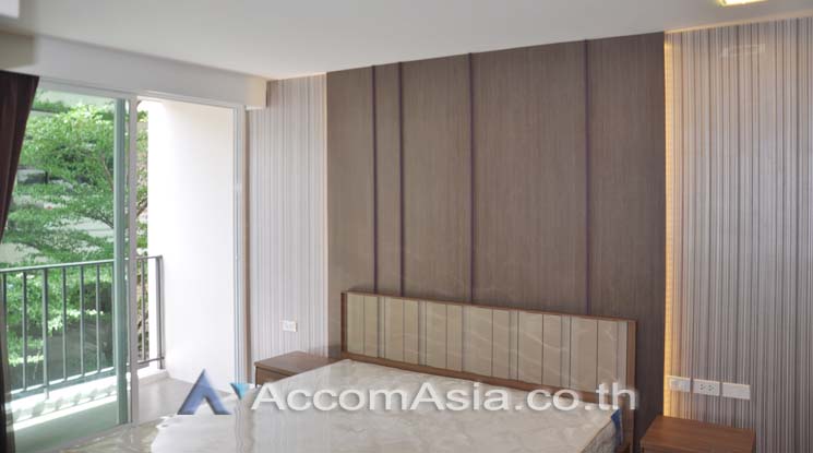 6  2 br Apartment For Rent in Sukhumvit ,Bangkok BTS Ekkamai at Private Low-rise Apartment with Only 2-3 unit-per-floor 13002102